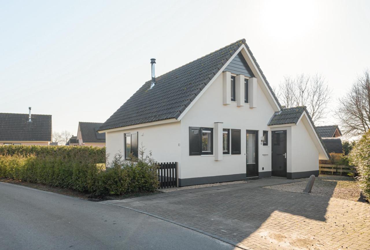 Tzummarum The Frisian Beach House Met Scandinavische Barrel Sauna 빌라 외부 사진
